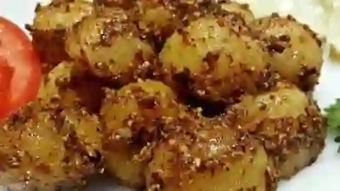 Aloo pickle  of खाने का स्वाद बढ़ा देता है घर पर बना इंस्टेंट चटपटा आलू का अचार